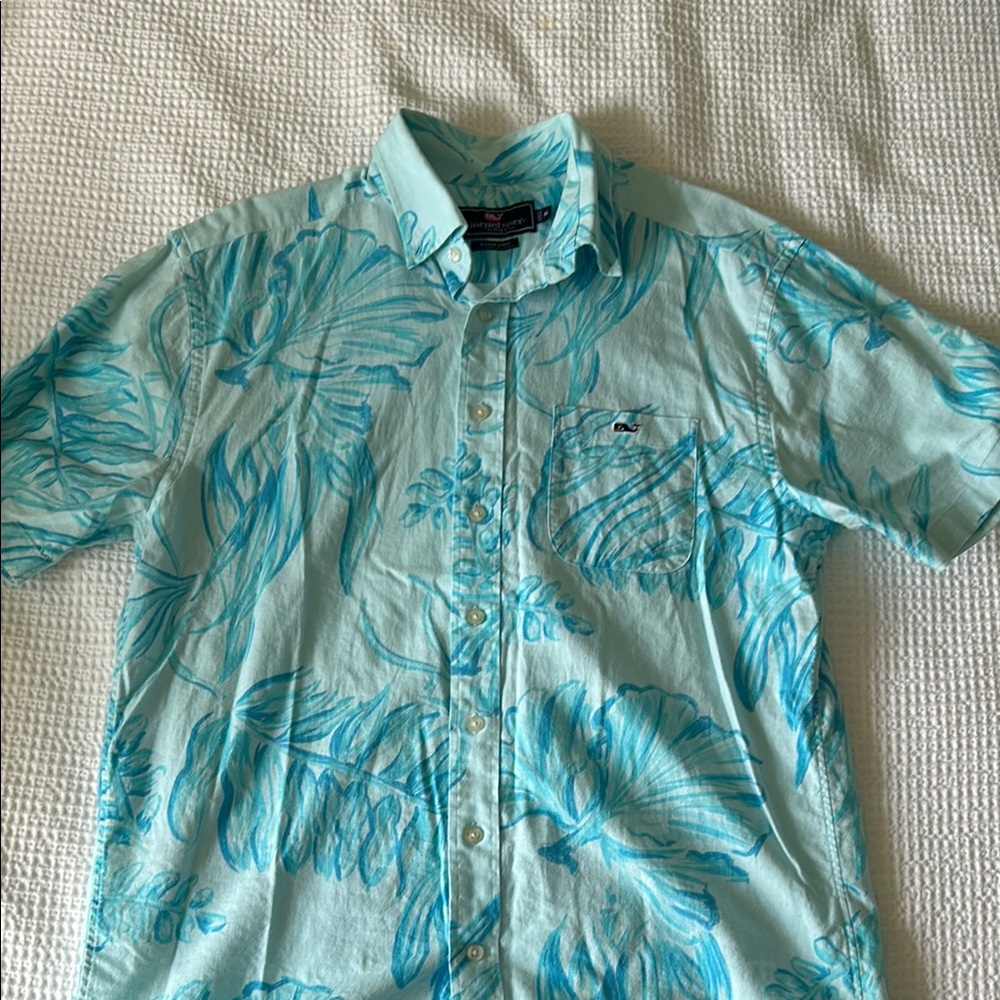 Vineyard Vines Hawaiian Shirt Mens Size M - Picture 1 of 4